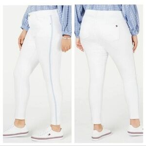 Tommy HilfigerJeans white Tribeca Ankle jeans with blue side stripes size 4